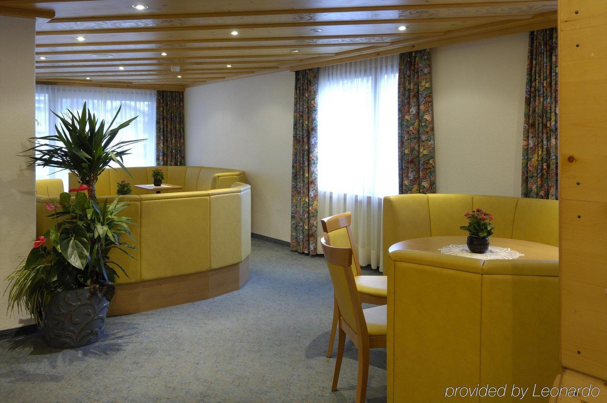 Hotel Alpin Superior Saas-Fee Interior photo